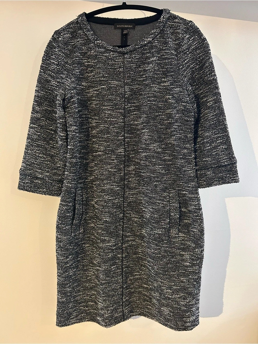 Banana Republic Sparkly dress in Black & Silver